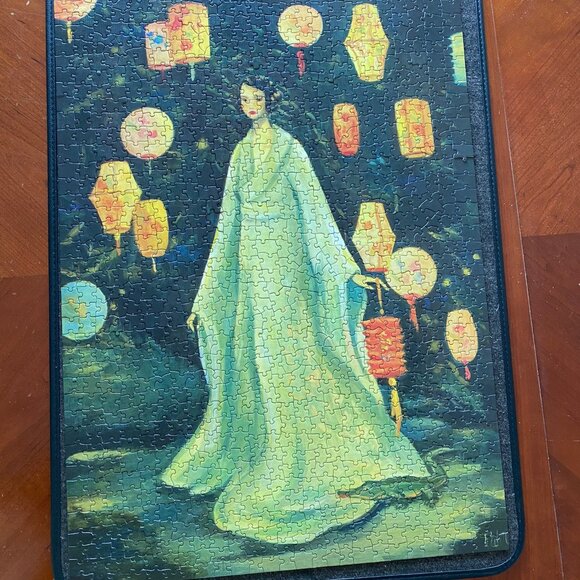 New York Puzzle Co Lantern Garden 1000 pc Puzzle - Picture 2 of 2